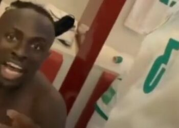 Mane participe aux célébrations du vestiaire sénégalais