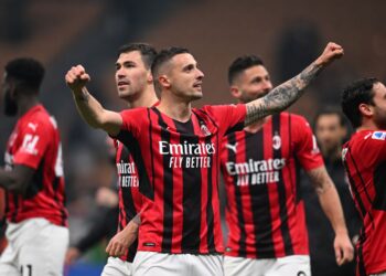 Comment regarder Napoli v AC Milan gratuitement