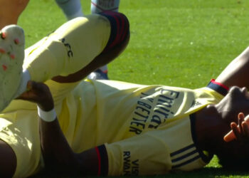 Protégez Bukayo Saka … des fautes et des attitudes de dinosaures