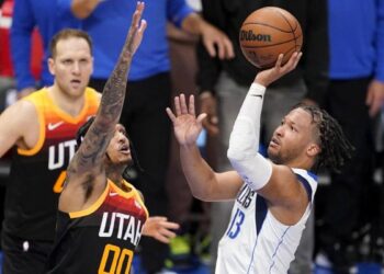 Playoff Nba, Dallas remporte Utah en course-2 110-104 : 41 points pour Brunson