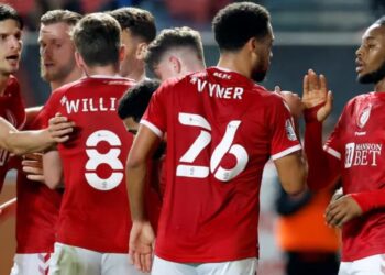 Prédiction, conseils de paris et diffusion en direct