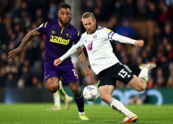 Prédiction, conseils de paris et diffusion en direct