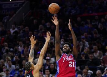 Playoffs NBA, Philadelphie-Toronto 112-97 : super Embiid et 2-0 pour les 76ers