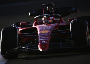 « Ferrari à combattre, favori de Red Bull »