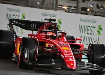 le châssis et le moteur sont les armes secrètes qui la rendent rapide