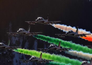 F1 Imola, le spectacle Frecce Tricolori avant la course