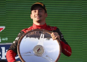 « Avec une Ferrari comme ça maintenant je rêve éveillé »