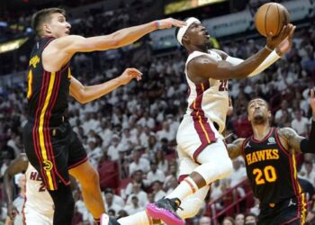 Playoffs Nba, Miami Heat-Atlanta Hawks 115-91 en course-1, Gallinari 17 points