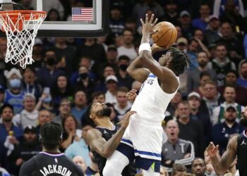 NBA – Jouer dans : Timberwolves-Clippers 109-104