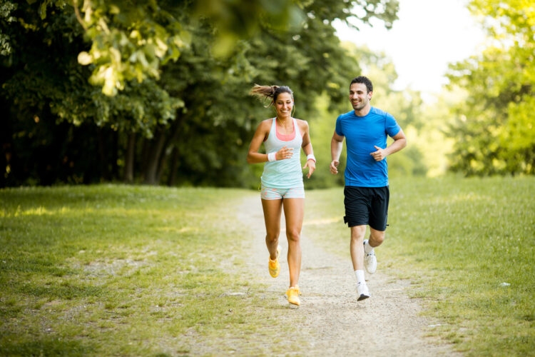 ¿Cómo equiparte bien para correr?