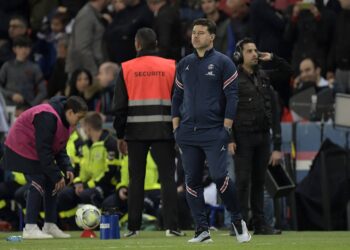 Pochettino prêt pour une sortie imminente du PSG alors que les contacts avec Tottenham s’intensifient