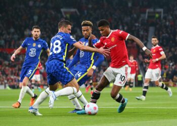 Les fans de Man United visent un trio « horrible » au milieu du choc de Chelsea