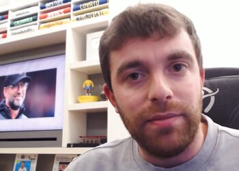 Fabrizio Romano dit que l’objectif de Liverpool est « prêt à partir cet été » alors que le prix demandé tentant est nommé