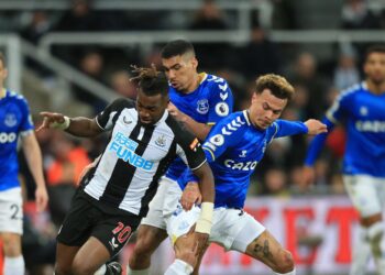 Warnock affirme que la star d’Everton en seulement 169 minutes avec les Blues conviendrait parfaitement à Liverpool: « Aie pitié de lui »