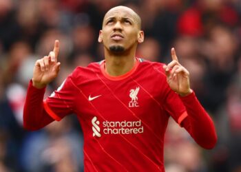 « Faisons-le ensemble » – Fabinho lance un cri de ralliement à ses coéquipiers