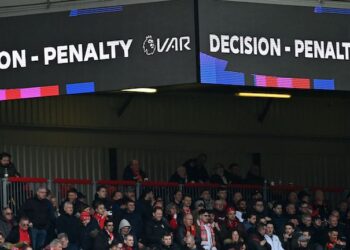L’ex-Premier League surpris que le VAR soit nécessaire pour accorder un penalty à Liverpool