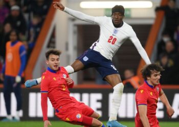 Liverpool pourrait battre United contre la star anglaise du PSV âgée de 20 ans