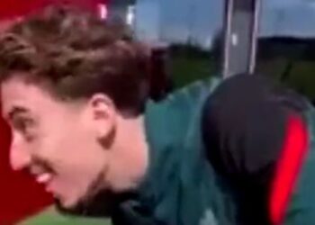 La réaction d’adoration de Kostas Tsimikas à son nouveau chant de Liverpool