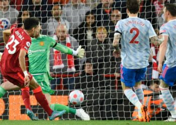 Gary Neville parle de « déprimer » Luis Diaz après une brillante performance