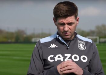 Gerrard sur une blessure de 2011 qui a conduit à une aide physiologique
