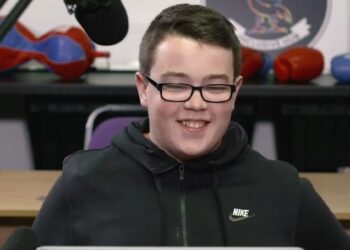 Jamie Carragher accepte l’invitation à figurer sur le podcast des fans