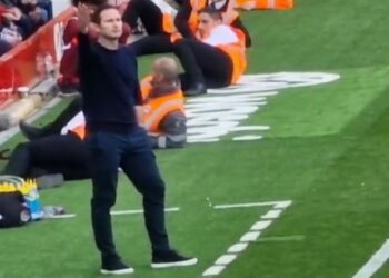 Les fans de Liverpool se moquent de Frank Lampard avec le chant « Frank’s a Tory »