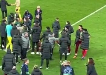 Diaz retenu par Williams alors que Liverpool et Villarreal s’affrontent