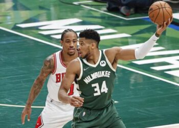 Playoff Nba, Milwaukee bat Chicago 116-100.  Spectacle de Giannis