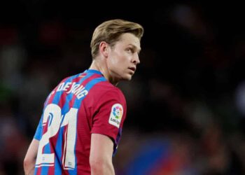 Les deux joueurs que Manchester United est prêt à offrir pour Frenkie de Jong
