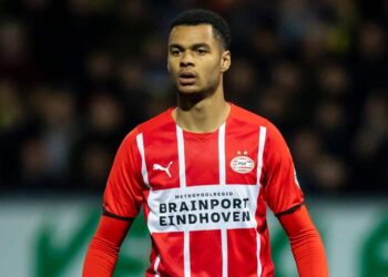 Arsenal donne un coup de pouce dans la course à Cody Gakpo