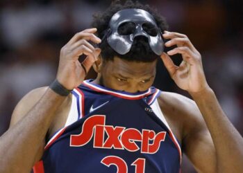 Playoffs NBA : Miami domine Philadelphie, série 3-2