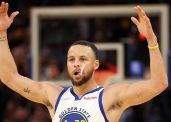 Playoffs Nba: Curry show, retour des Warriors avec Memphis, série 3-1