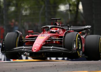 comment est fait le fond du F1-75