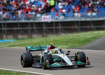 Mercedes a échoué, mais il n’a pas le rythme de Russell.  As-tu encore faim?