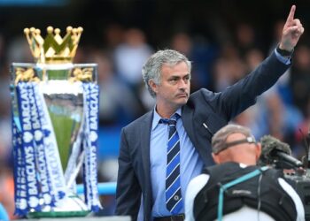 Combien de trophées José Mourinho a-t-il remportés ?