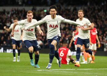 Les Spurs battent Arsenal pour garder en vie les espoirs du top 4