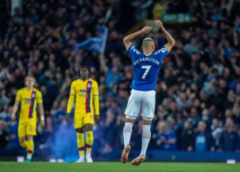 Richarlison se moque de Liverpool après avoir échoué dans la course au titre