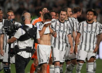 Dybala fond en larmes alors que la Juventus fait ses adieux au n ° 10 et à Chiellini