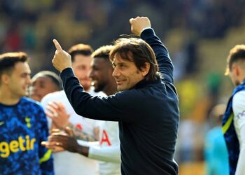 Antonio Conte s’exprime sur l’avenir de Tottenham après avoir décroché une place dans le Top 4