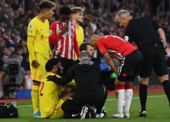 Joyce publie une mise à jour sur les blessures de Gomez après avoir été repéré à l’agonie