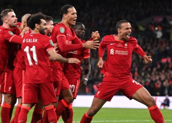 Van Dijk « fier » de ses coéquipiers « peu importe ce qui se passera » dans les semaines à venir