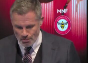 Carragher explique pourquoi Man Utd.  devrait utiliser la chronologie de Klopp