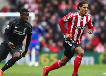 Clip classique de van Dijk jouant contre Liverpool pour Southampton