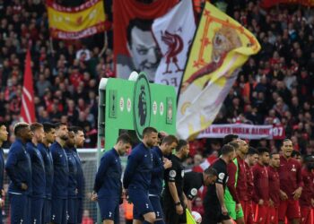 L’ex-Red se moque des célébrations à plein temps de Tottenham