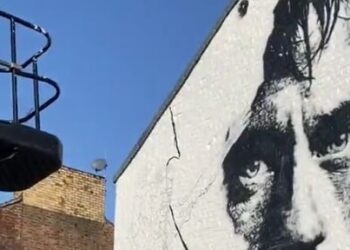 La nouvelle fresque d’Anfield révélée alors que le visage d’Ian Rush orne la maison