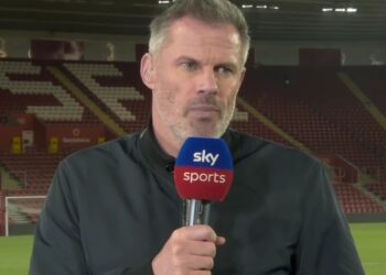 Carragher utilise Wijnaldum & Coutinho pourquoi Salah devrait rester