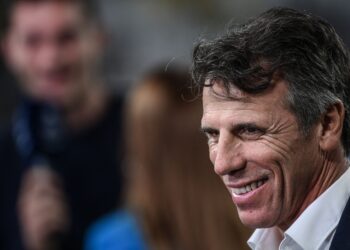 Gianfranco Zola affirme que Chelsea est « au même niveau » que Liverpool et partage la prédiction finale de la FA Cup