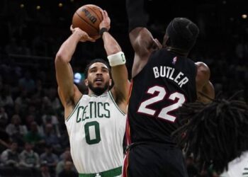 Playoffs NBA : Boston domine Miami mené par Tatum, maintenant c’est 2-2