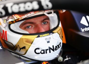 F1 Canada, Verstappen vole immédiatement en FP1.  Puis la Ferrari de Sainz.  Leclerc est 5ème