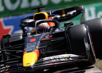 Verstappen triomphe de Sainz.  Troisième Hamilton